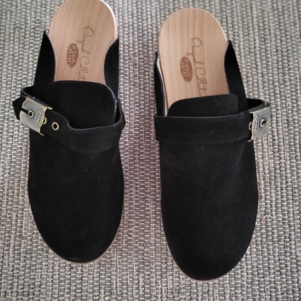 Black suede nubuck clogs